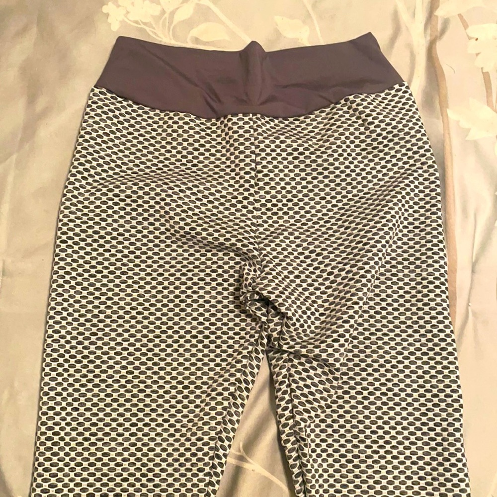 Tik Tok scrunch leggings
